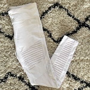 White Alo gym leggings